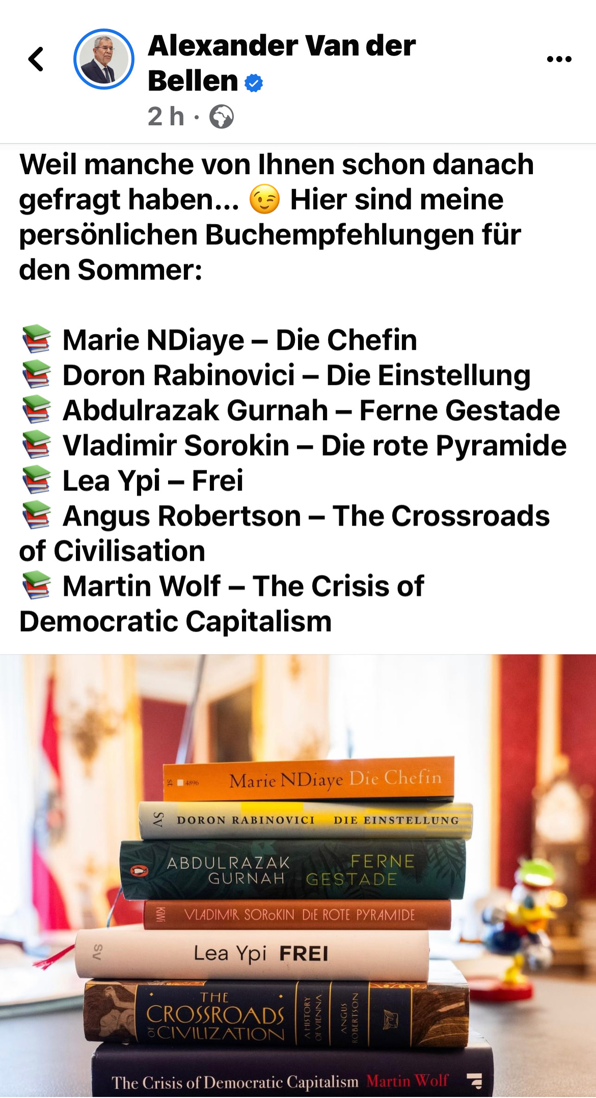 Austrian President Van der Bellen recommends the Vienna book.